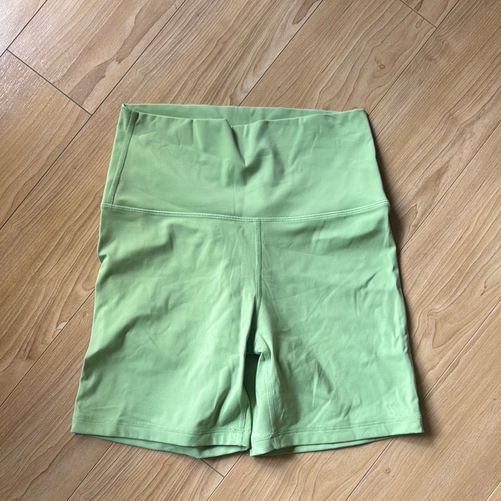 SET ACTIVE GREEN BIKER SHORTS